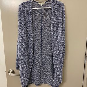 Francesca’s Oversized Sweater in Navy Blue